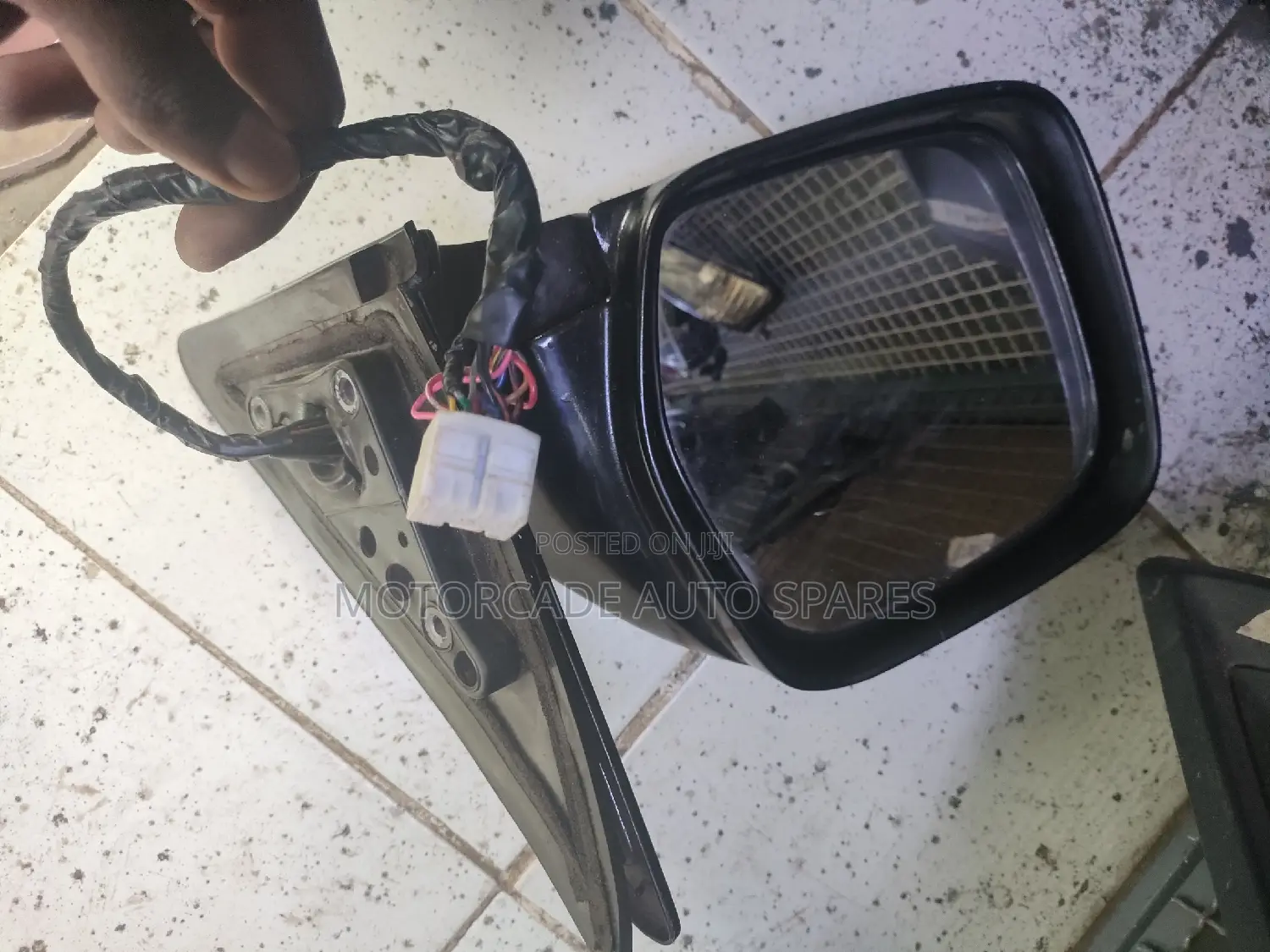 Side Mirror 100 Series V8