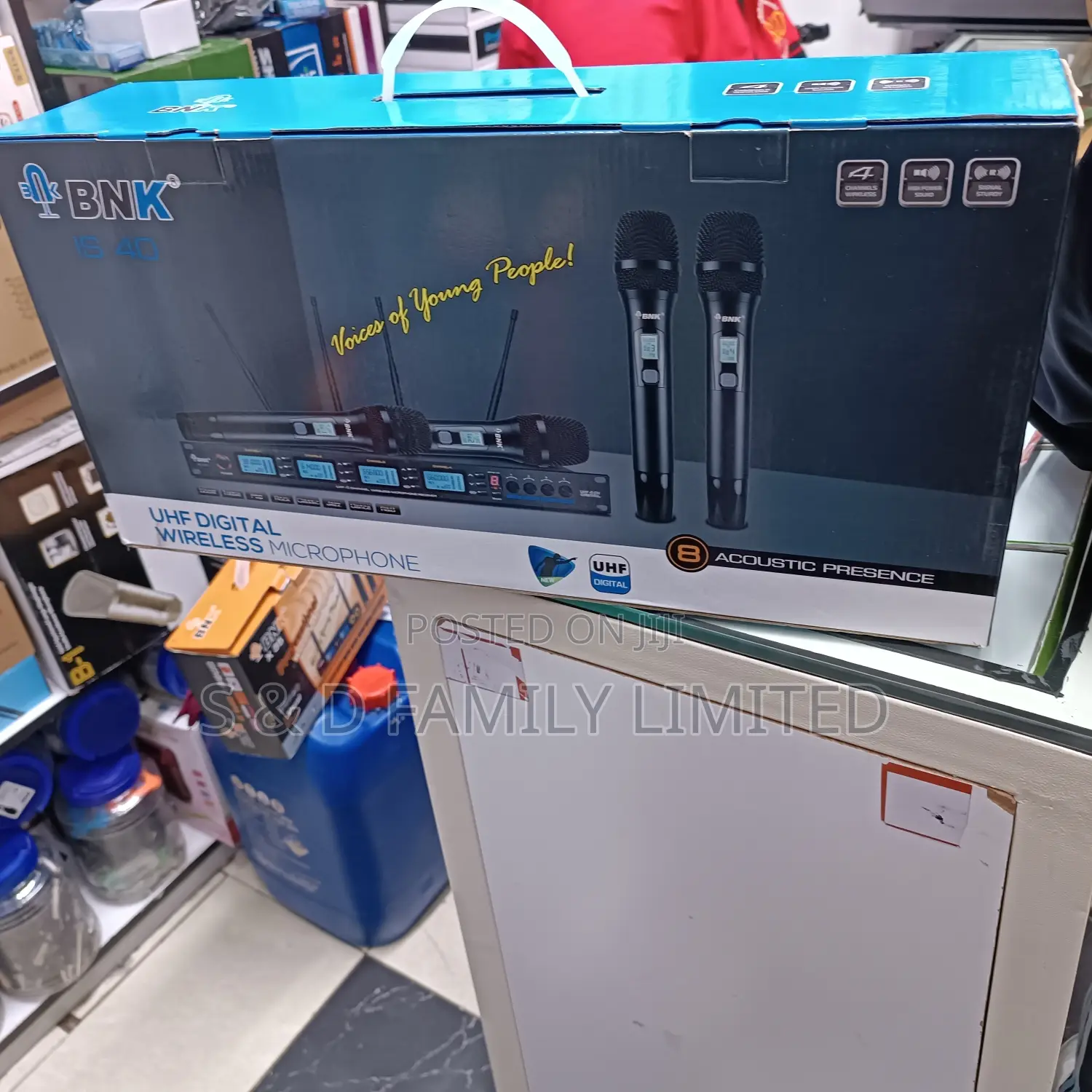 BNK 4 in 1 Wireless With Changeable Frequencies