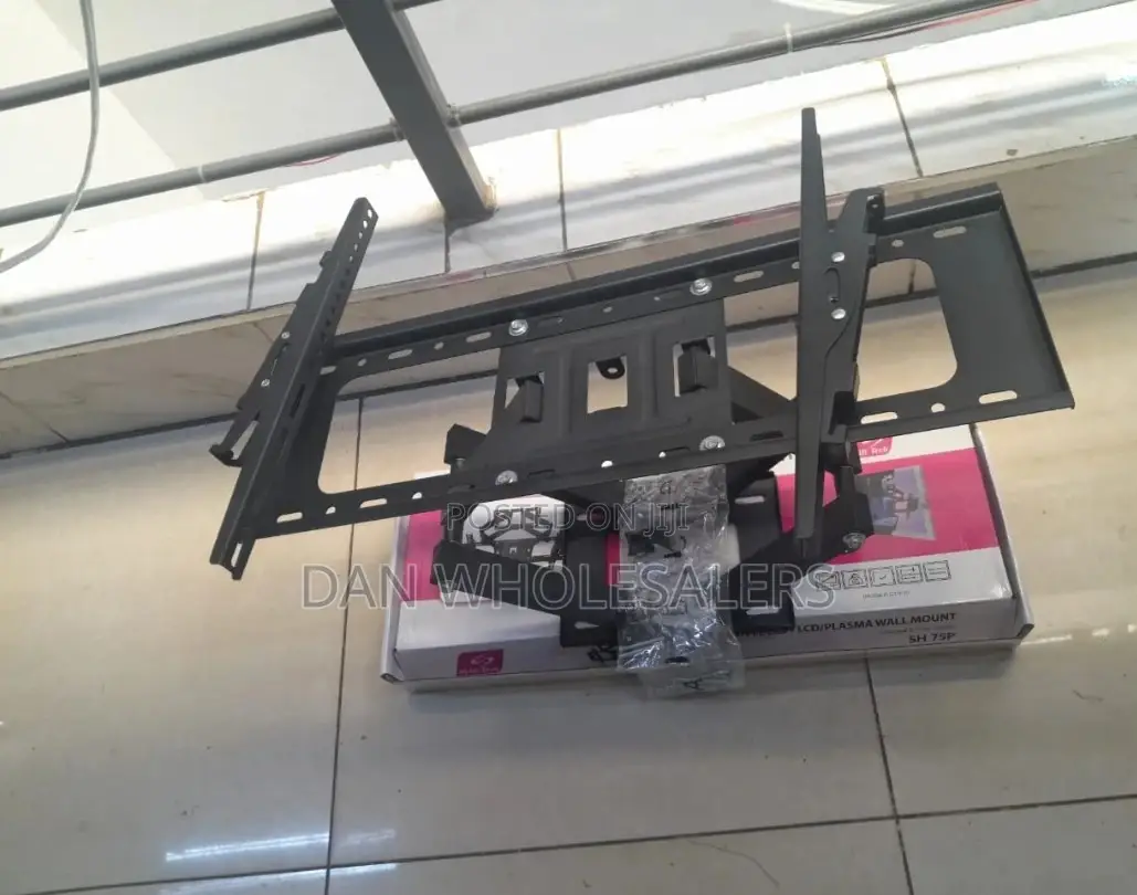 TV Swivel Wall Mount Bracket for 32"-70