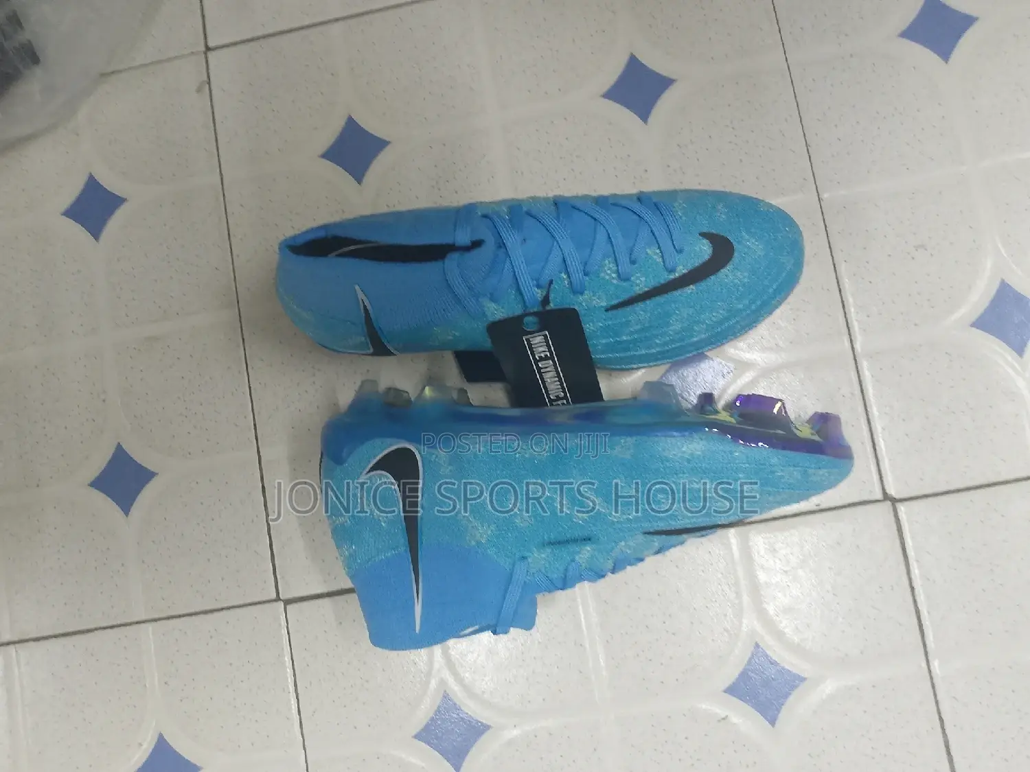 Kids Soccer Shoes