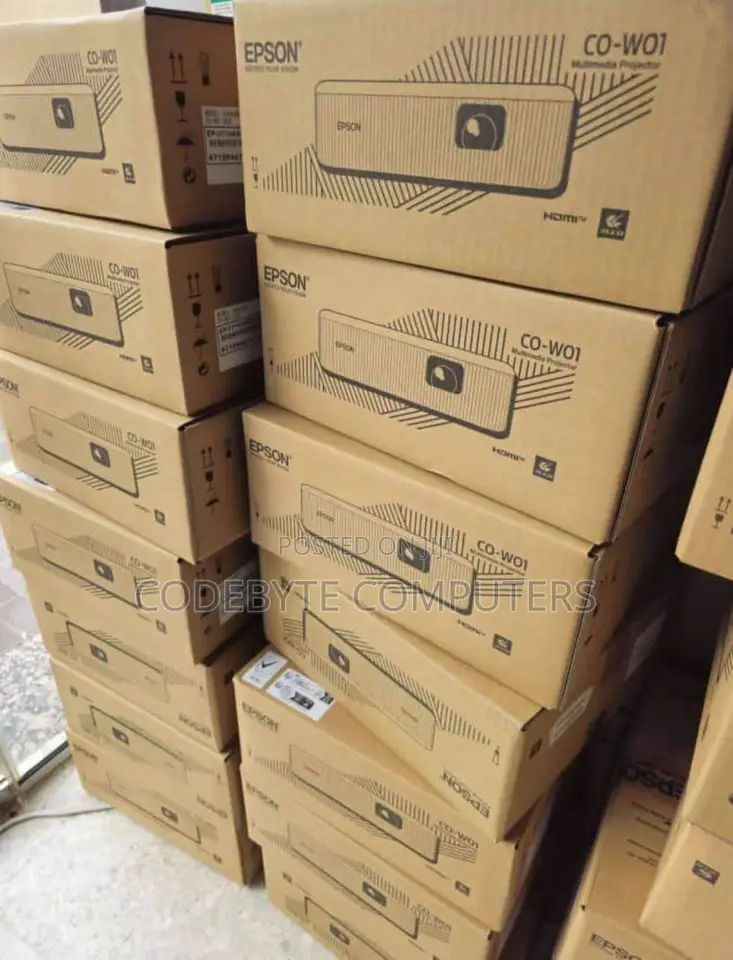 Epson Co-W01 Projector 3lcd Technology 3000 Lumen - 2000