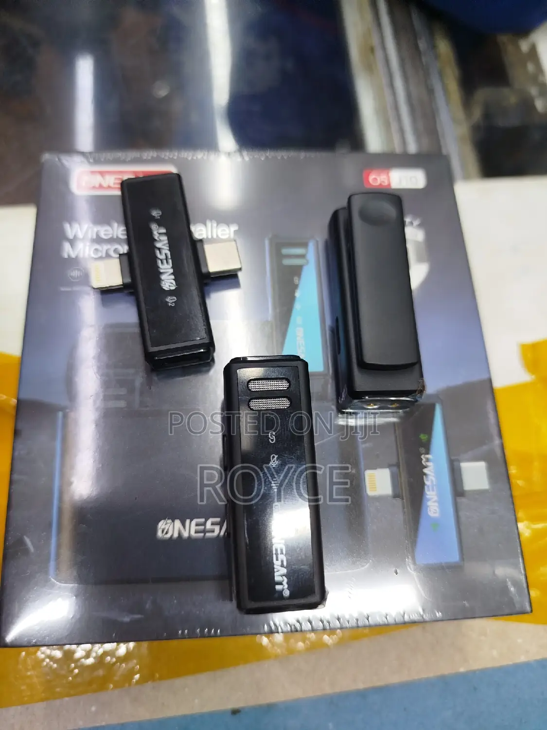 Wireless Lavalier Microphone