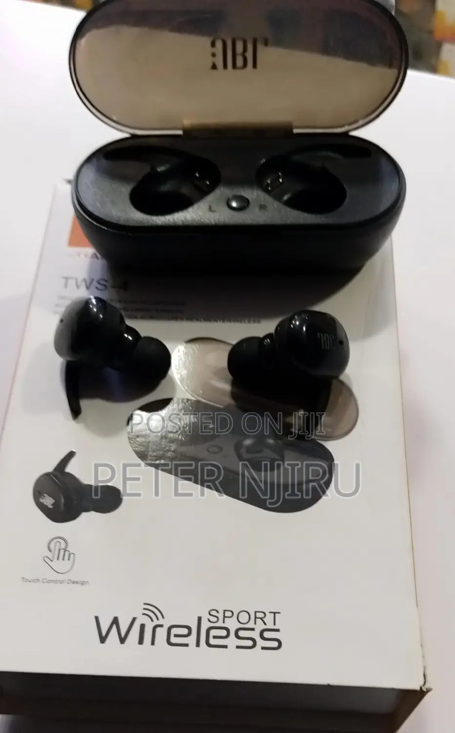 JBL Earphodes Available Offer