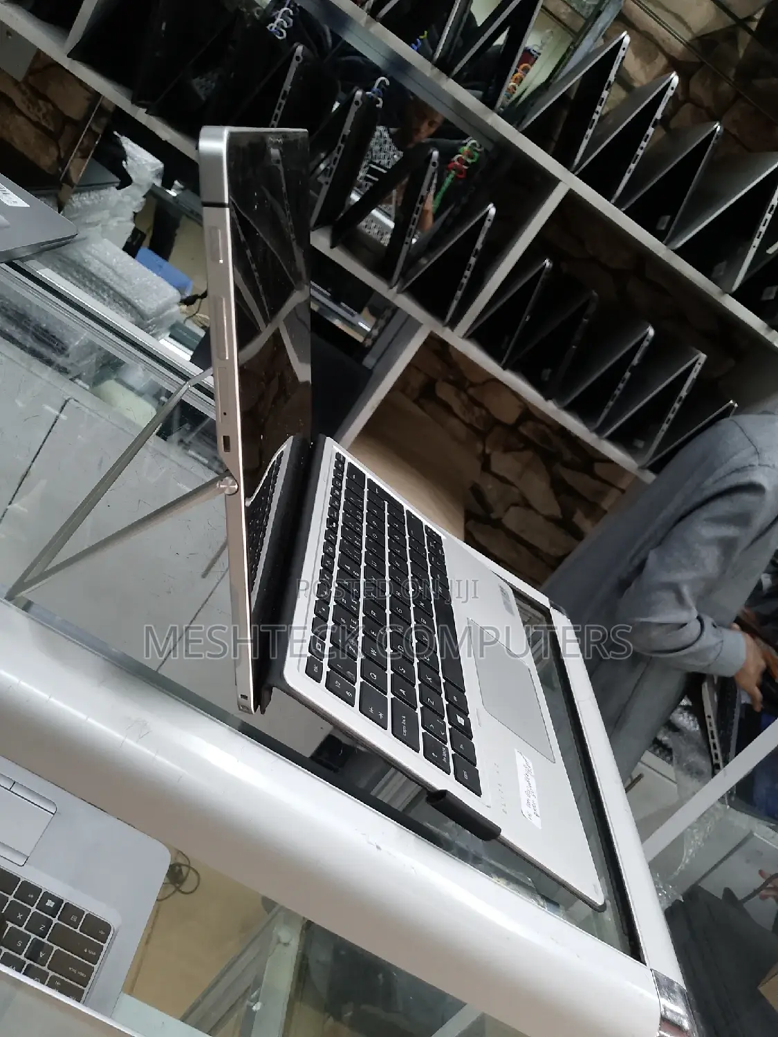 Laptop HP Elite X2 1012 G2 8GB Intel Core I5 SSD 256GB