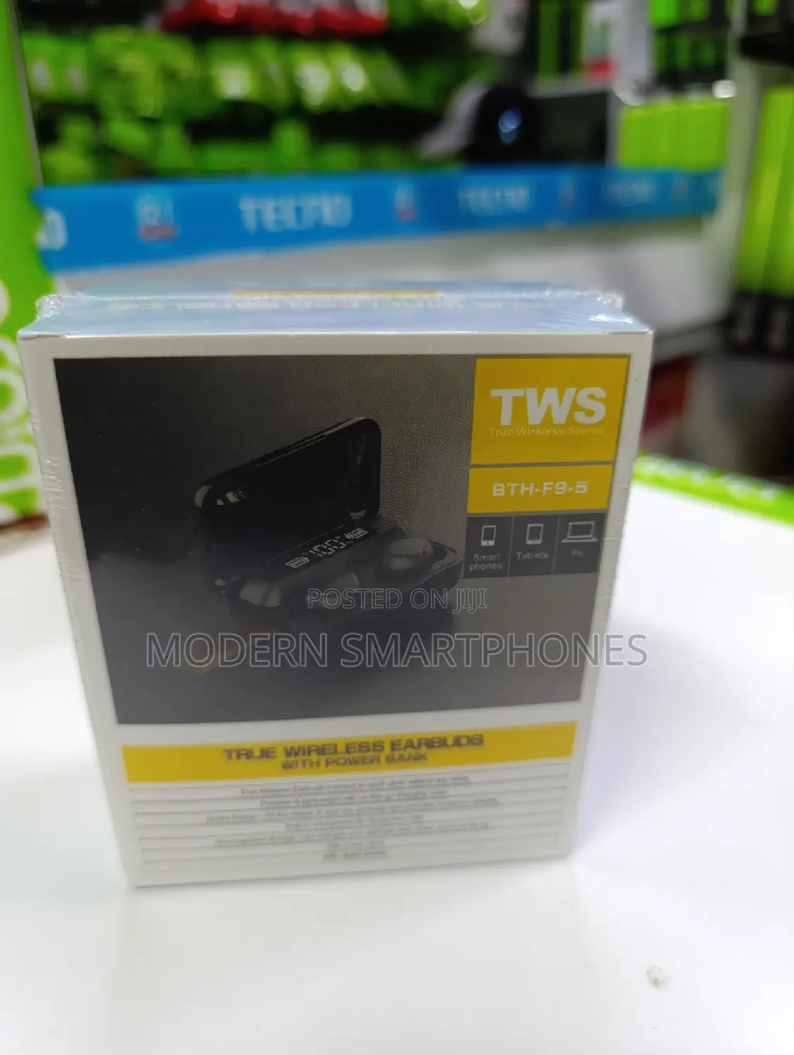 True Wireless Earbuds With Power Bank