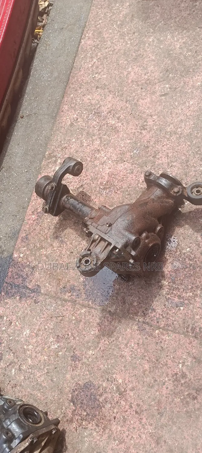Landcruiser Vx, J79 Front and Rear Differential Available.