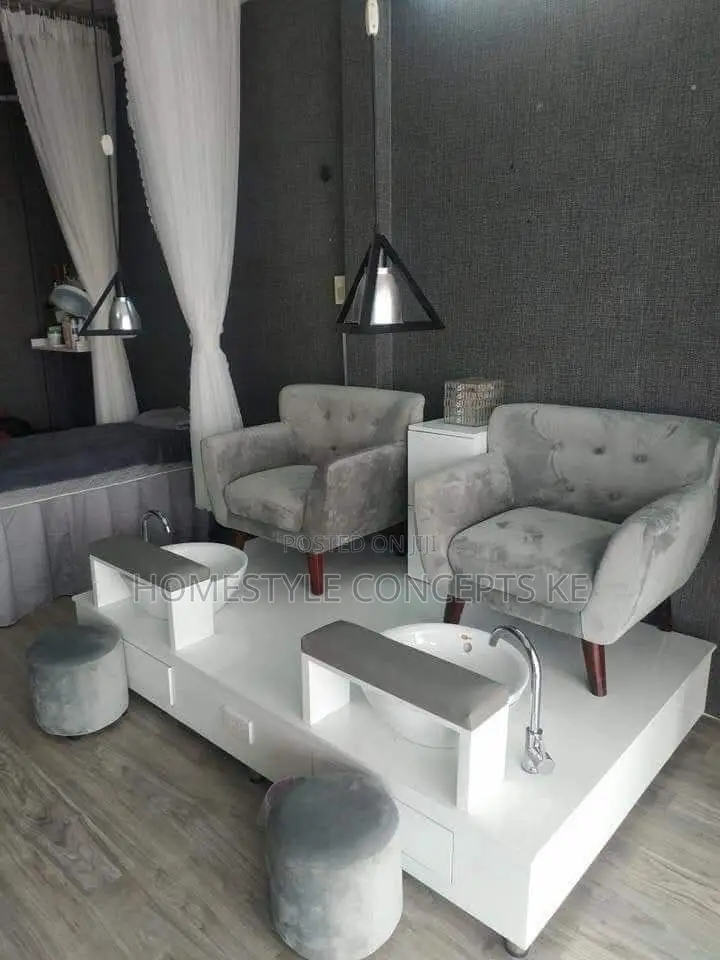 Vanity Nail Spa Beauty Salon Interiors