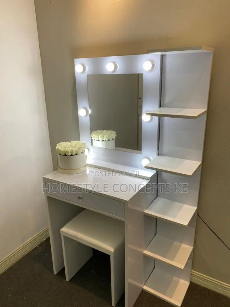Vanity Nail Spa Beauty Salon Interiors