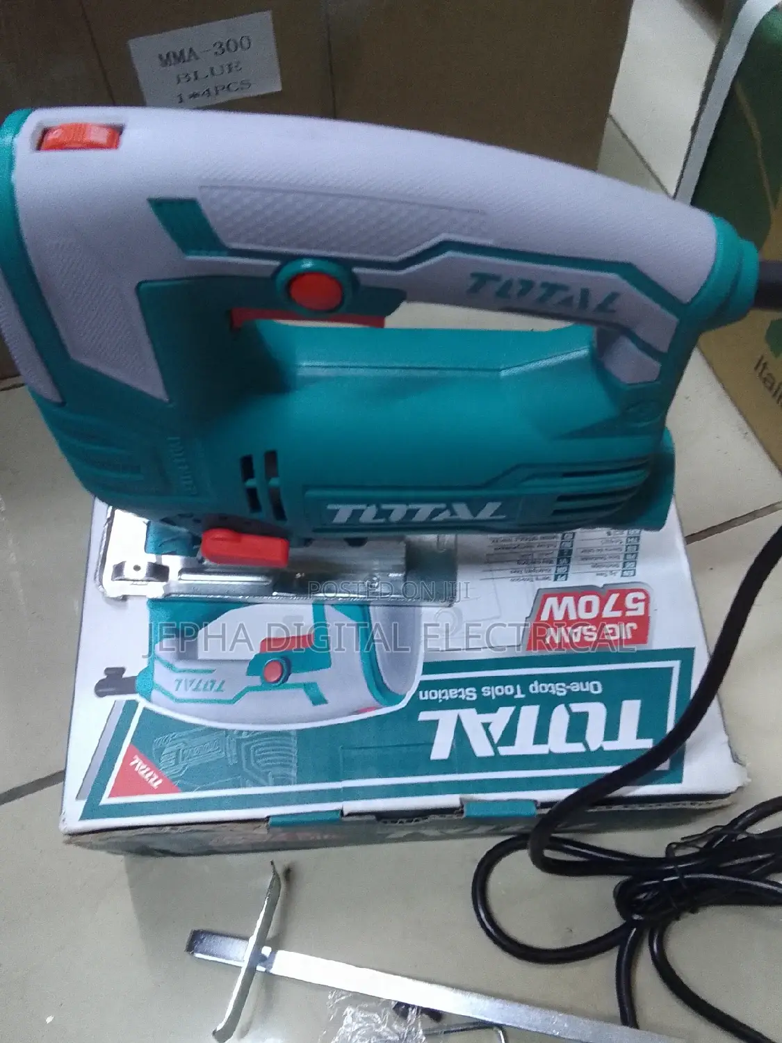 Total Jigsaw 570w