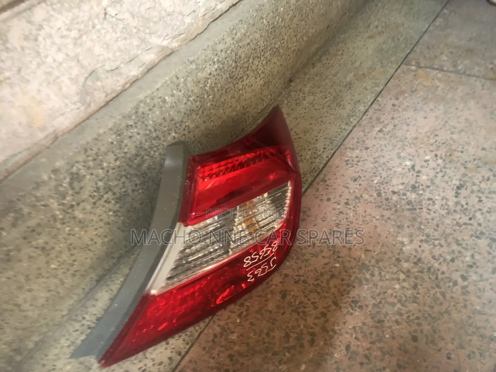 Honda Civic 2012 Taillight
