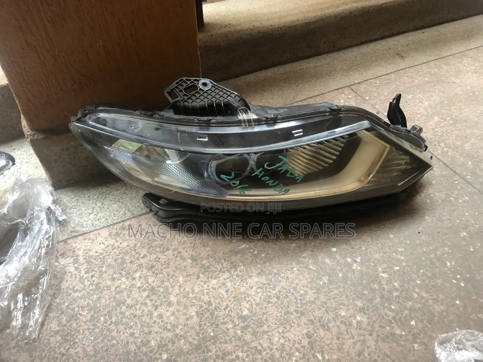 Honda Jade 2016 Headlight