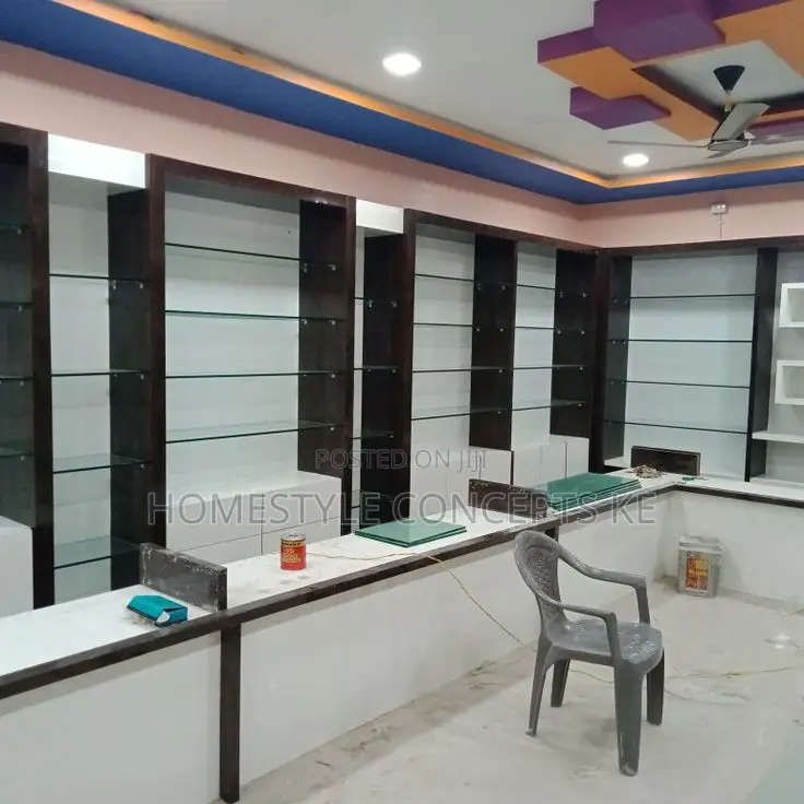 Optical Shop Shelves Design