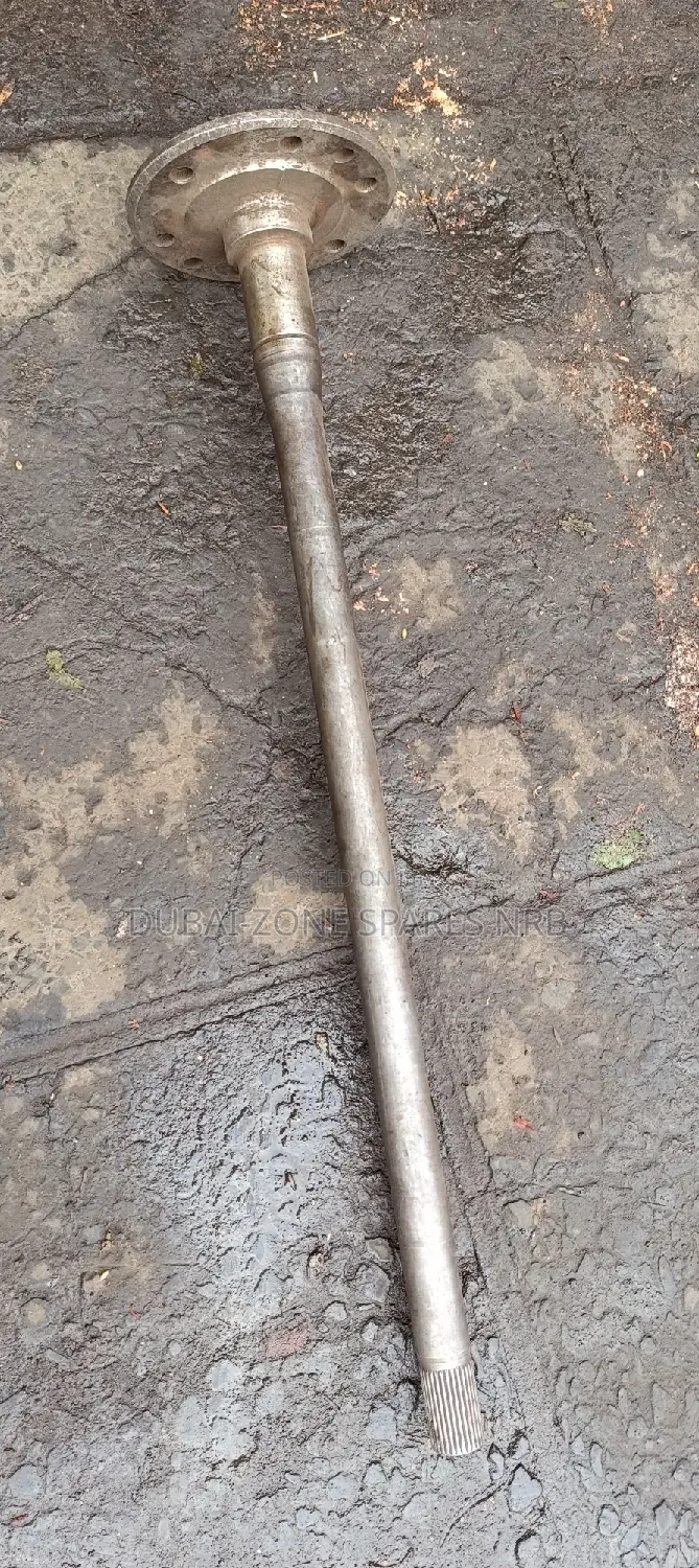 Hilux D-4d Vigo Rear Axle Without Abs Single Bearing.