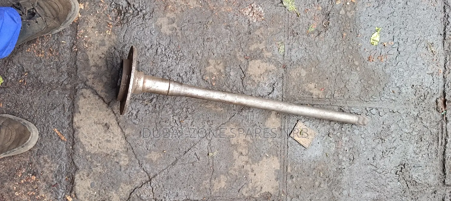 Hilux D-4d Vigo Rear Axle Without Abs Single Bearing.