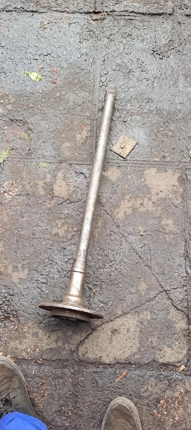 Hilux D-4d Vigo Rear Axle Without Abs Single Bearing.