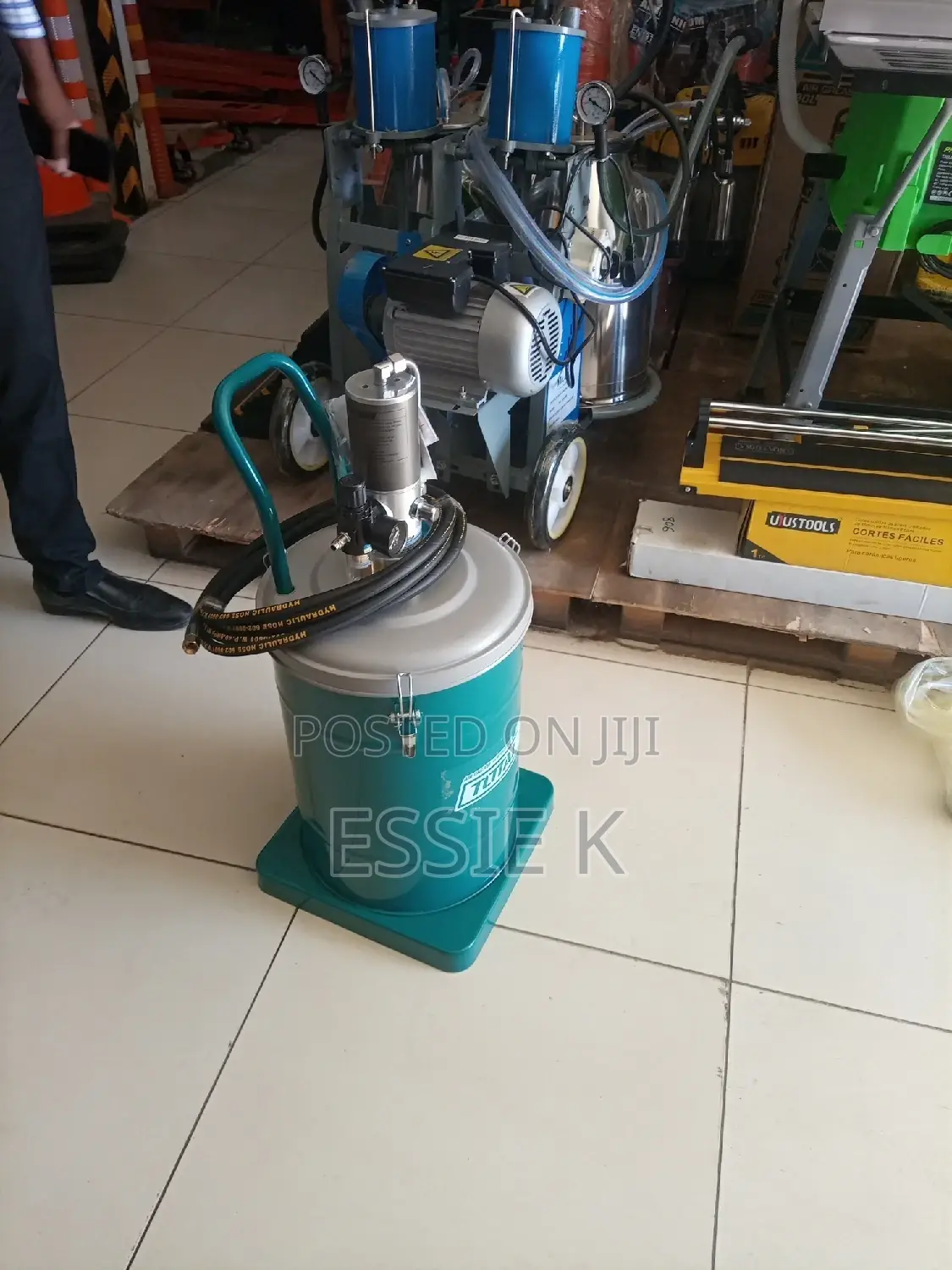 Air Grease Bucket Total/Pneumatic Air Grease Pump 30ltrs