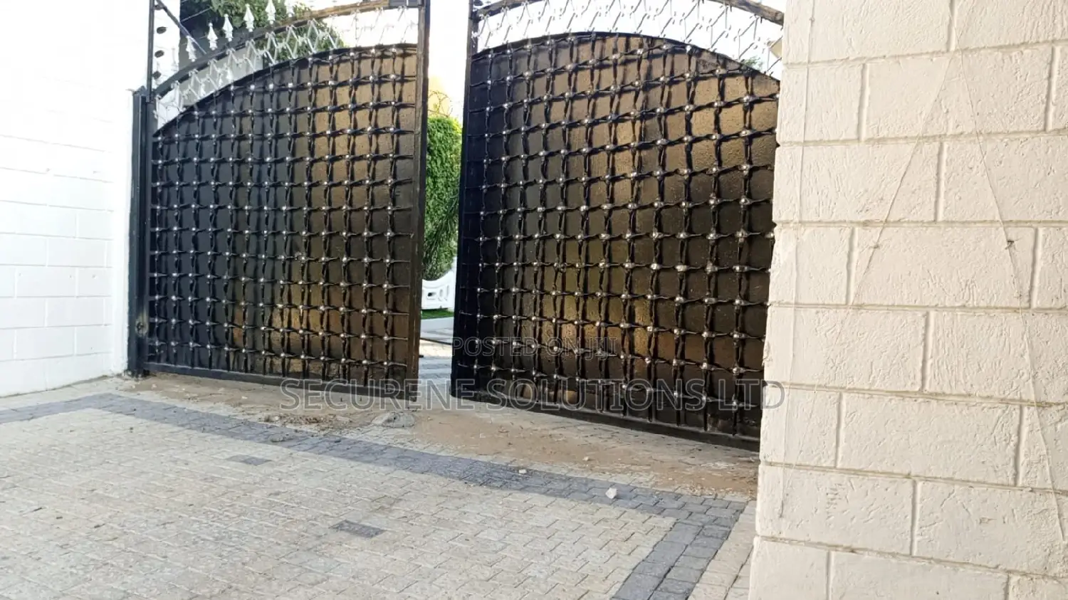 Gate Motor Centurion Vantage 500 Smart Swing Gate