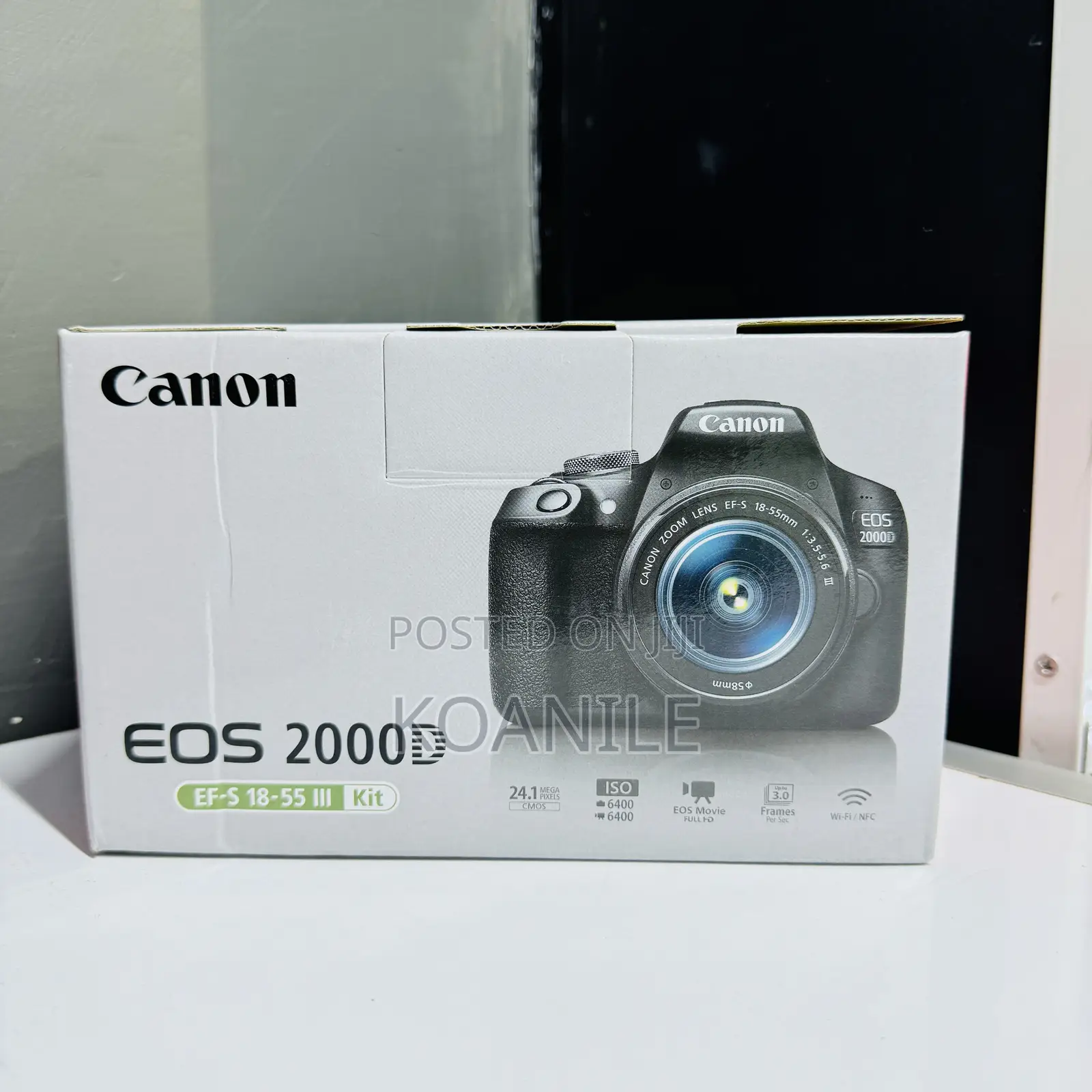 Canon EOS 2000D DSLR With 18-55mm Zoom Lens Kit
