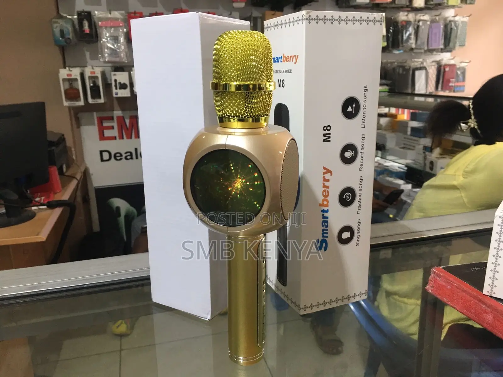 Original M08 Karaoke Microphone With Deep Bass Speaker
