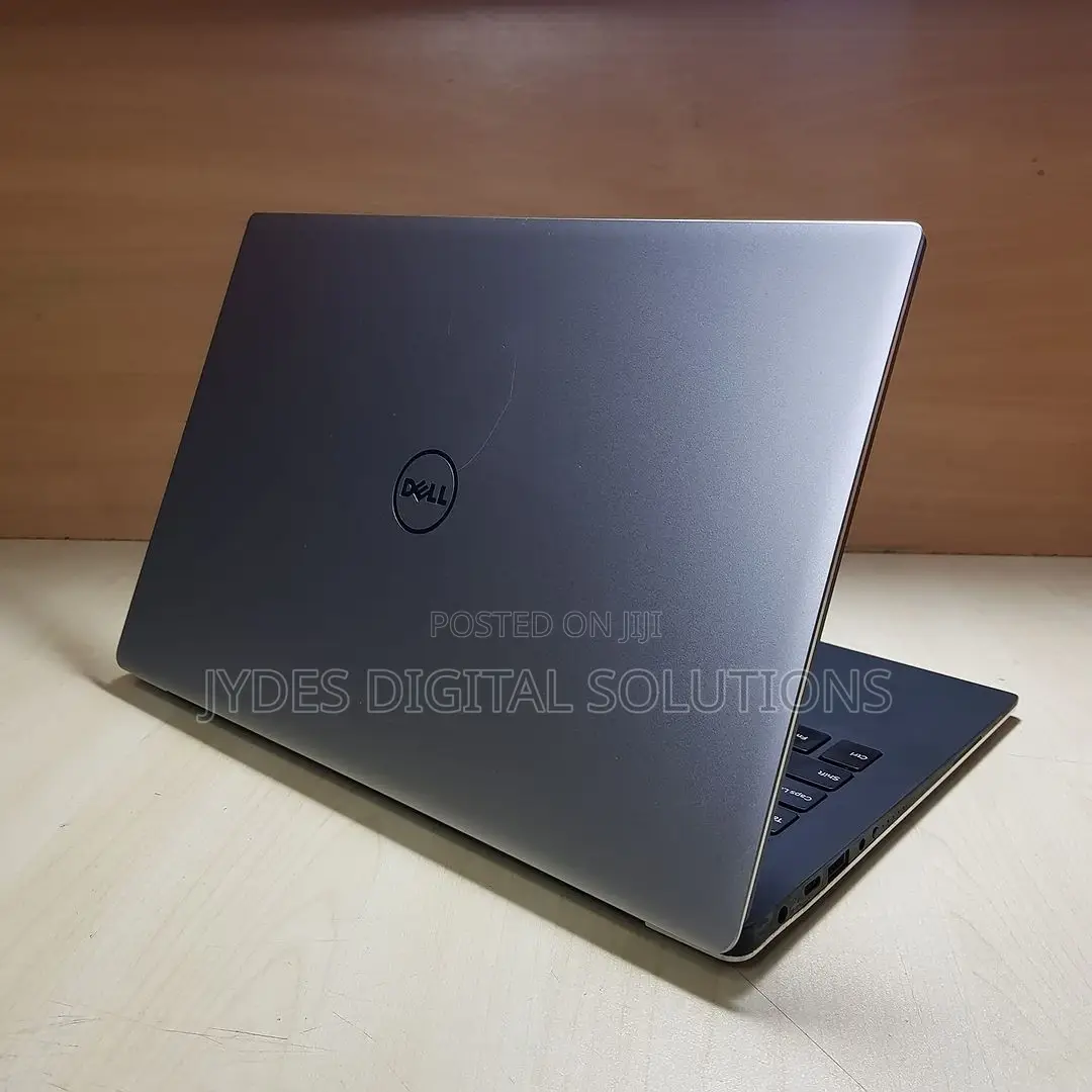 Laptop Dell XPS 13 9360 8GB Intel Core I7 SSD 256GB