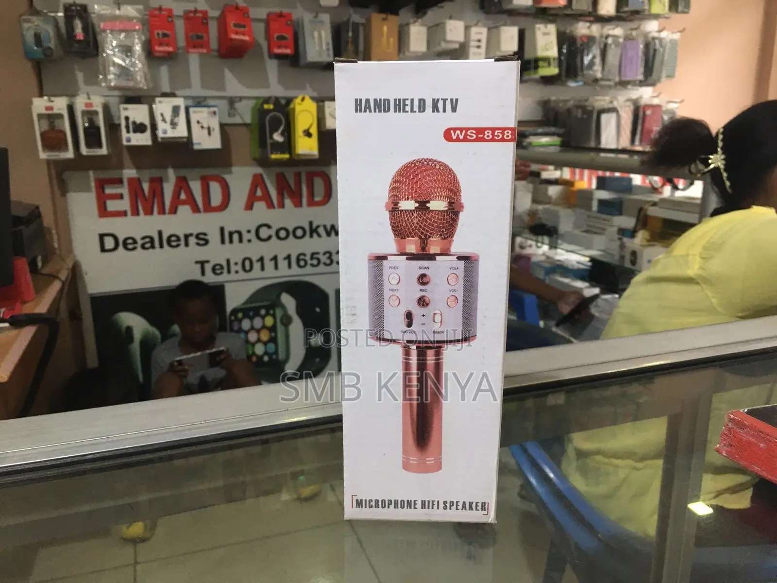 Bluetooth Karaoke Microphone Inbuilt Speaker