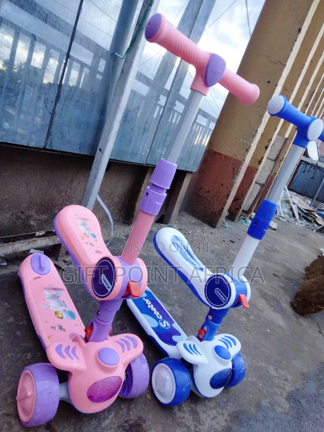 2 in 1 Kids Scooters With Adjustable Handle