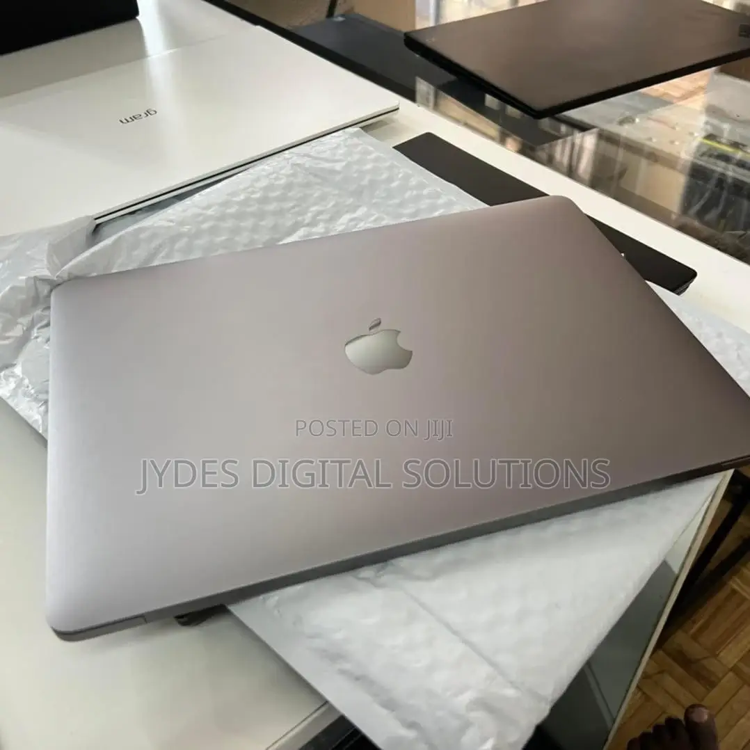 Laptop Apple MacBook Pro 2016 8GB Intel Core I5 SSD 256GB