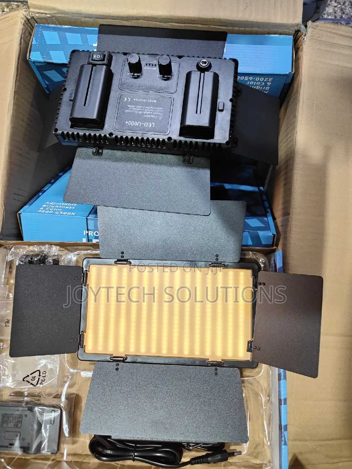 Led 600 Photo Studio Light.