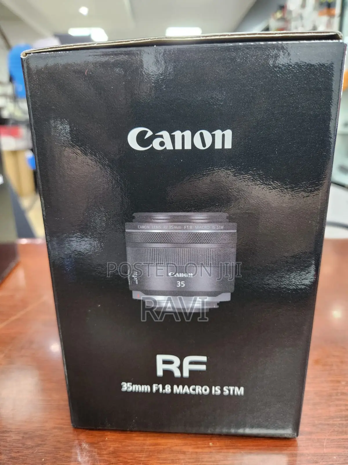 Canon RF 35mm F/1.8