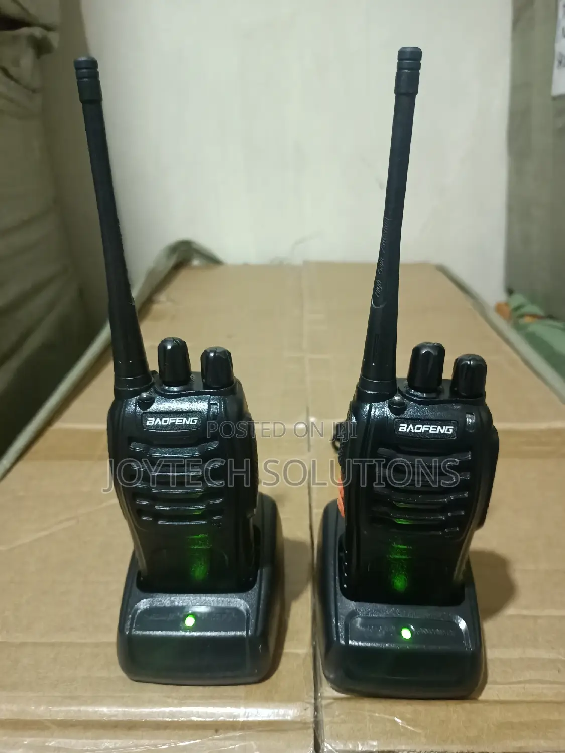 Dual Hand Held Radio Call Baofeng 2pcs