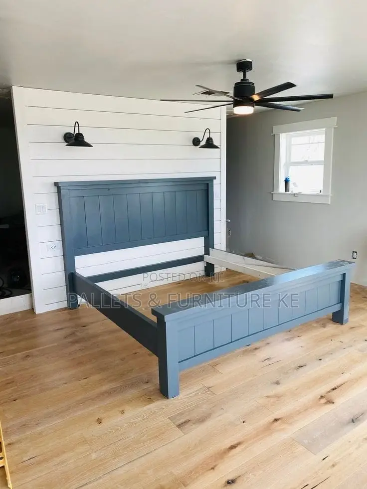 Ivory Dream Farmhouse Bed(Gray)