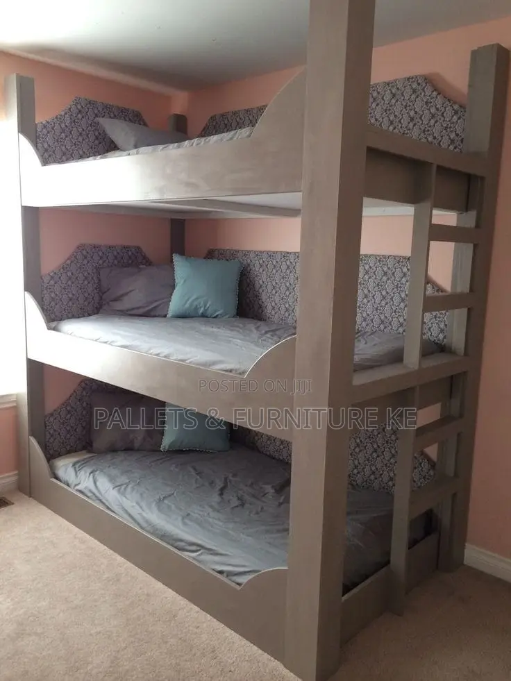 Custom Triple Bunk Bed -665