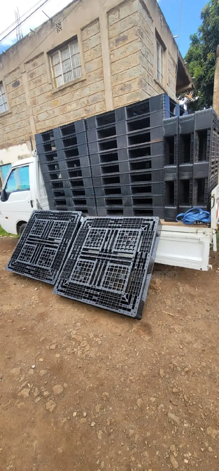 Super Heavy Duty Plastic Pallets