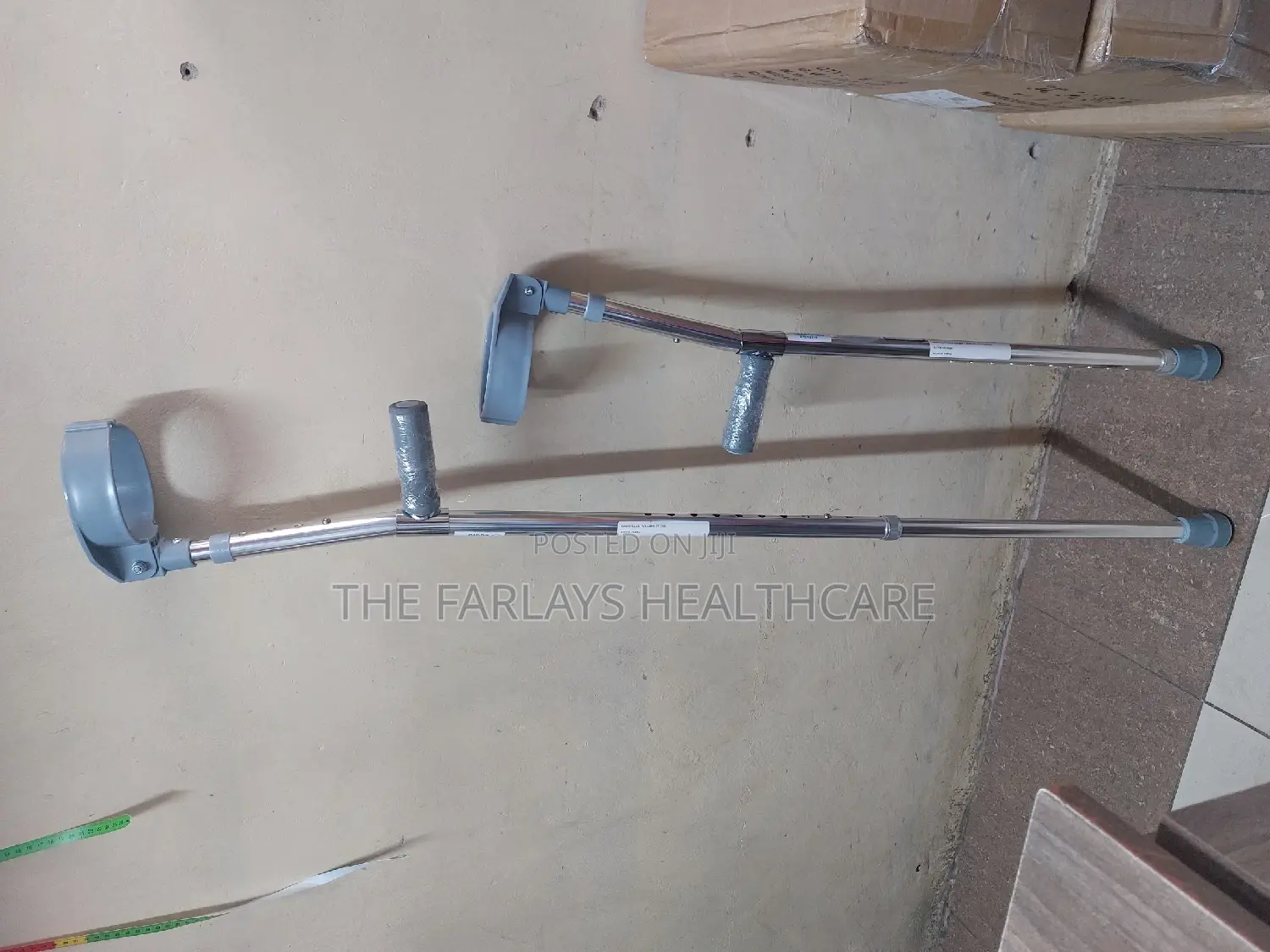 Crutches With Adjustable Height. 8331L