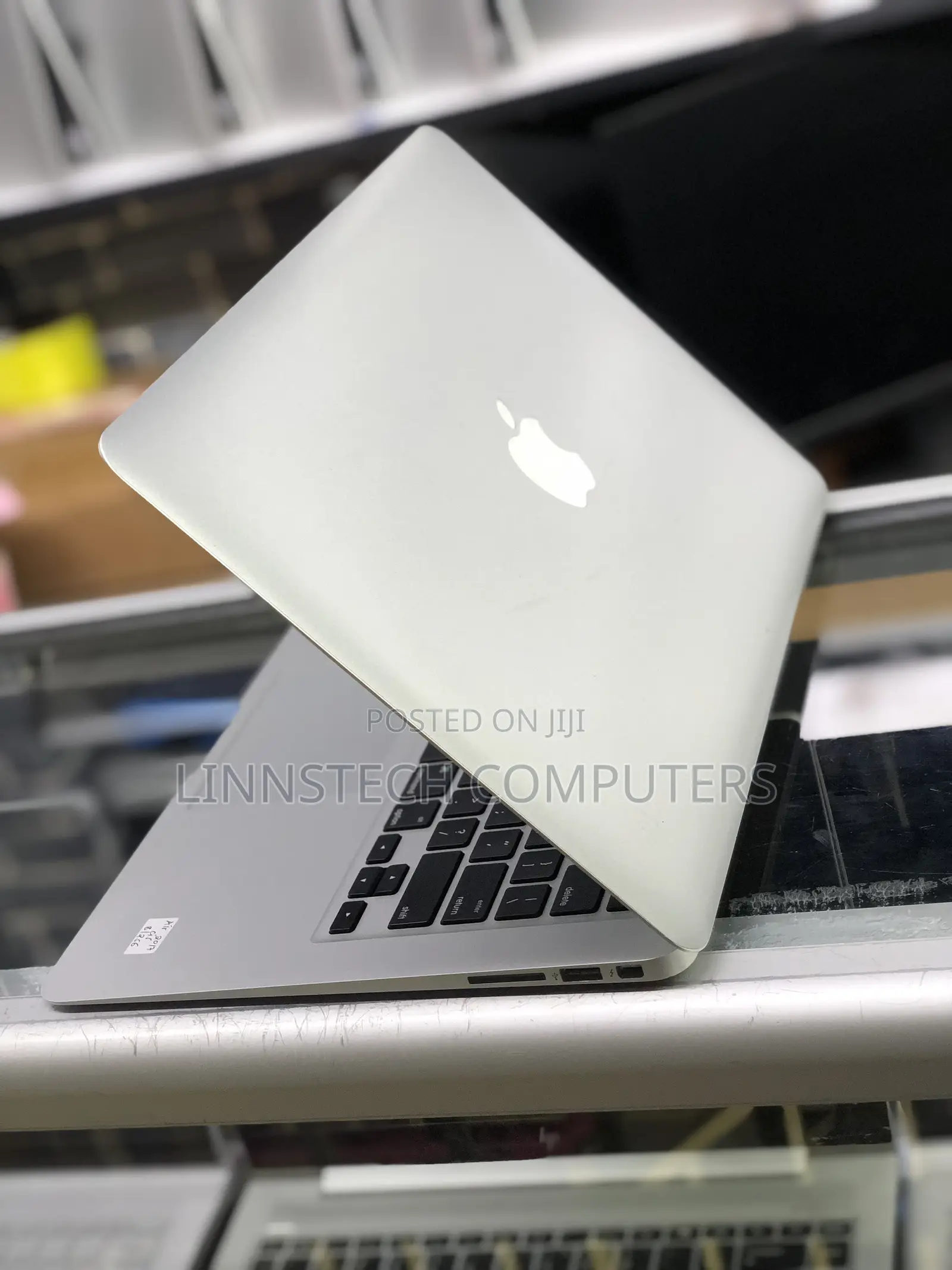 Laptop Apple MacBook Pro 2015 8GB Intel Core I5 SSD 500GB