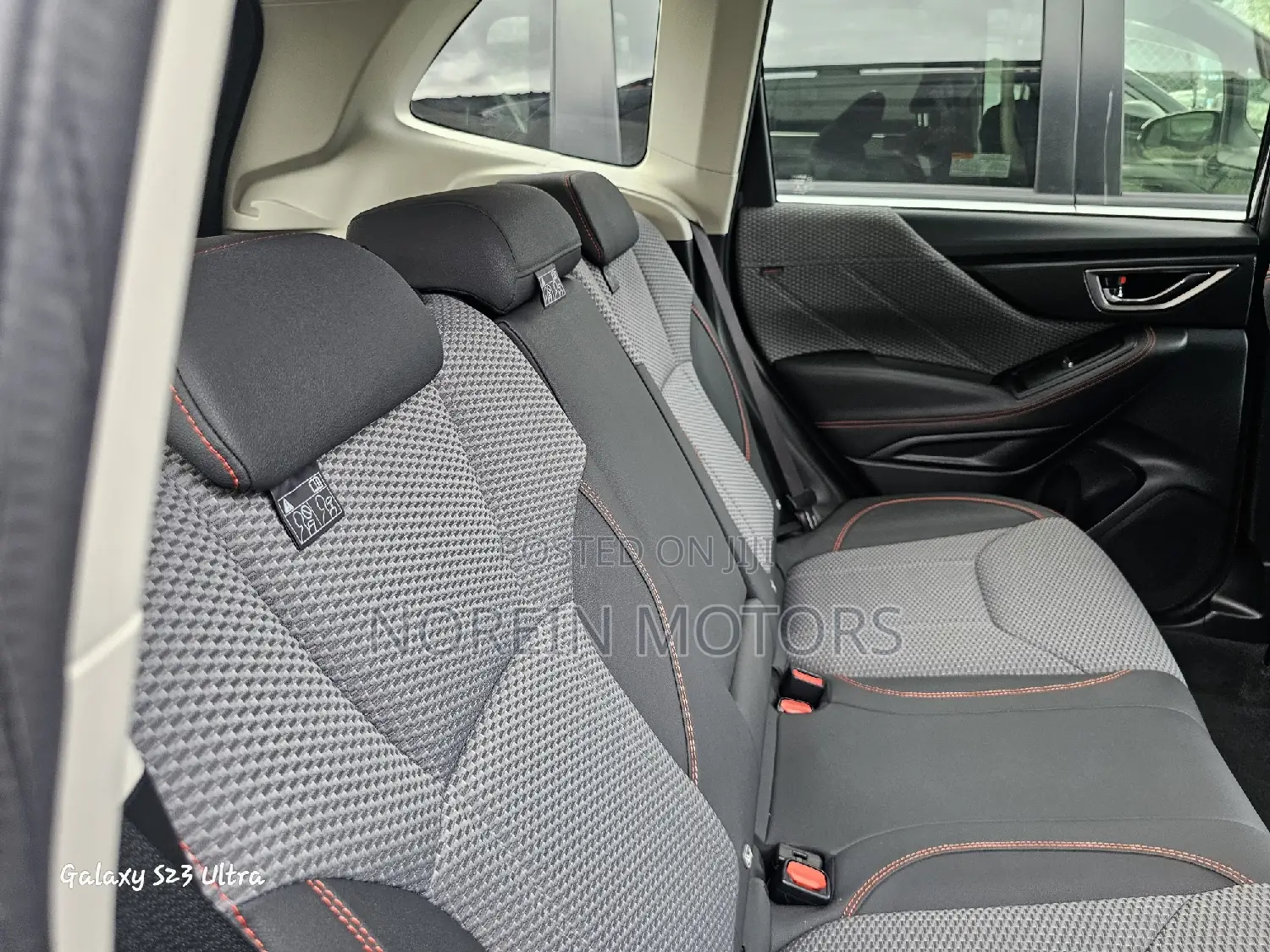 Subaru Forester 2018 Gray