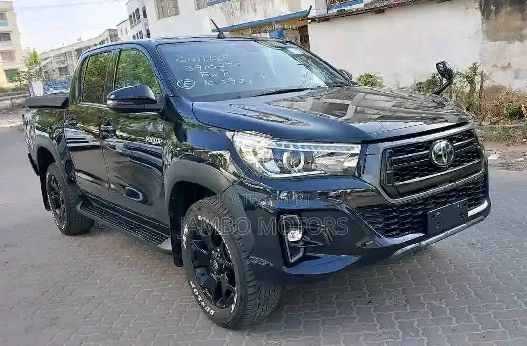 Toyota Hilux 2017 Black
