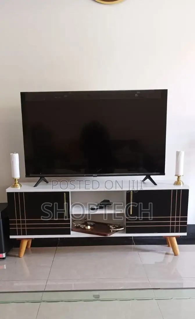 Sardn Tv Stand 4ft 55"
