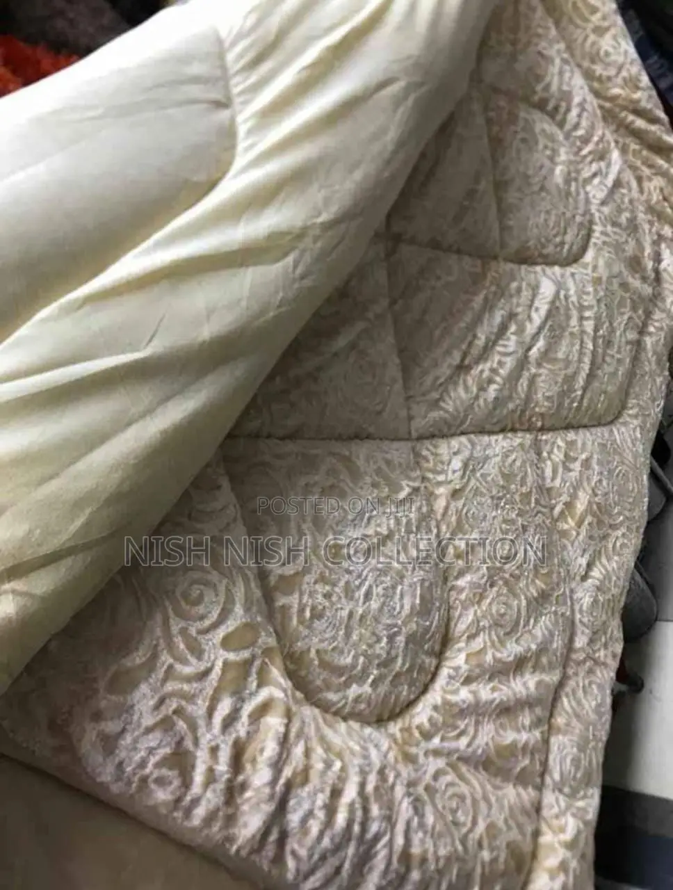 Shiny Single Woolen Duvet 5x6