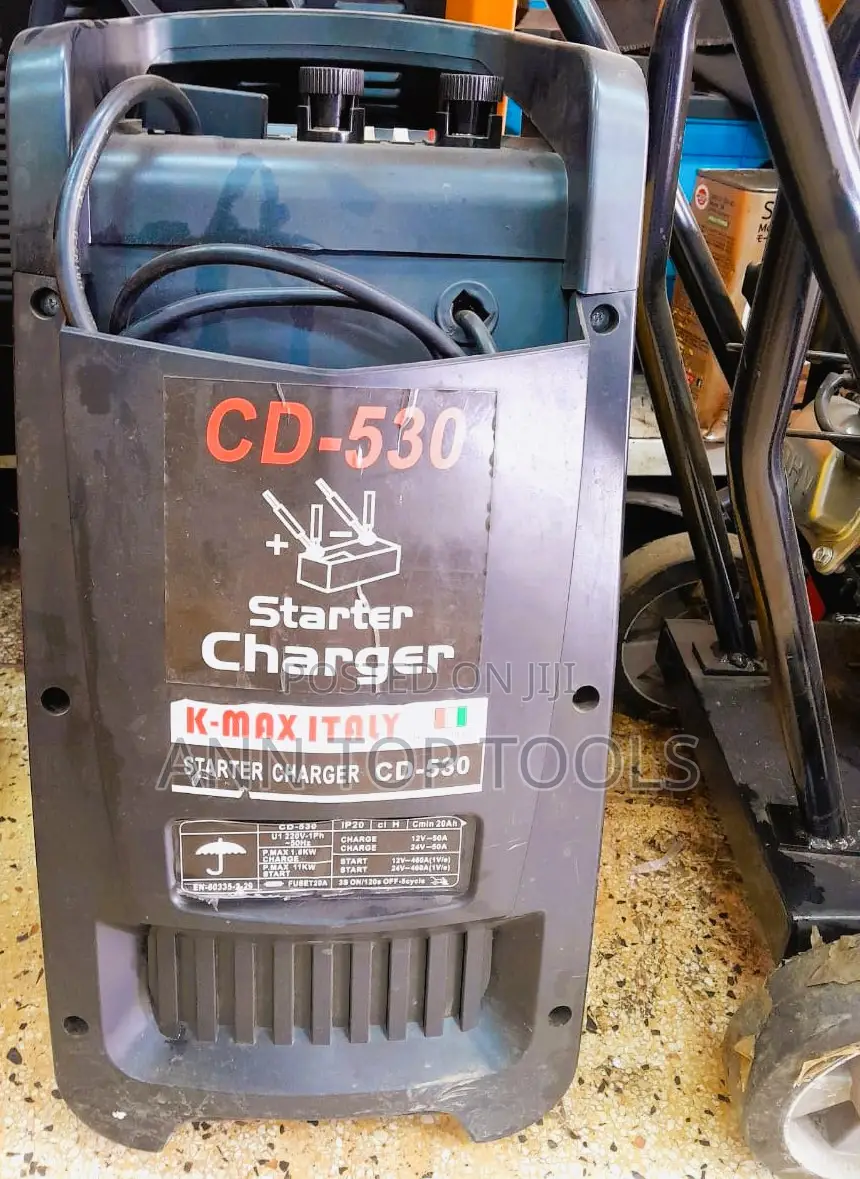 Italy Starter/Battery Charger Cd530 24v 460amp