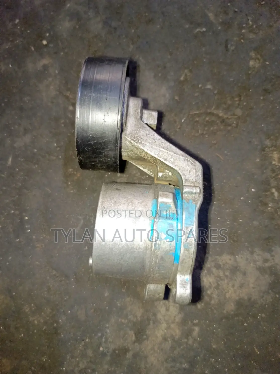Fan Belt Tensioner 1KR Passo