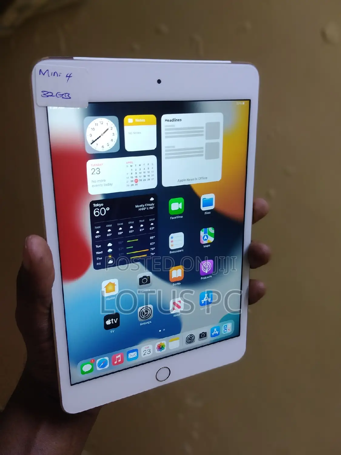 Apple iPad mini 4 32 GB Yellow