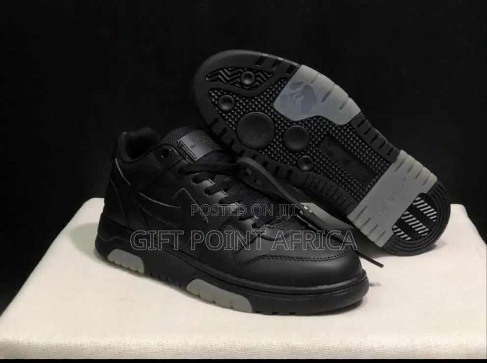 Nike Air Sneakers Monarch for Men