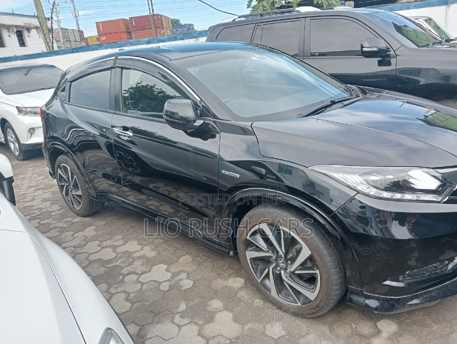 Honda Vezel 2018 Black