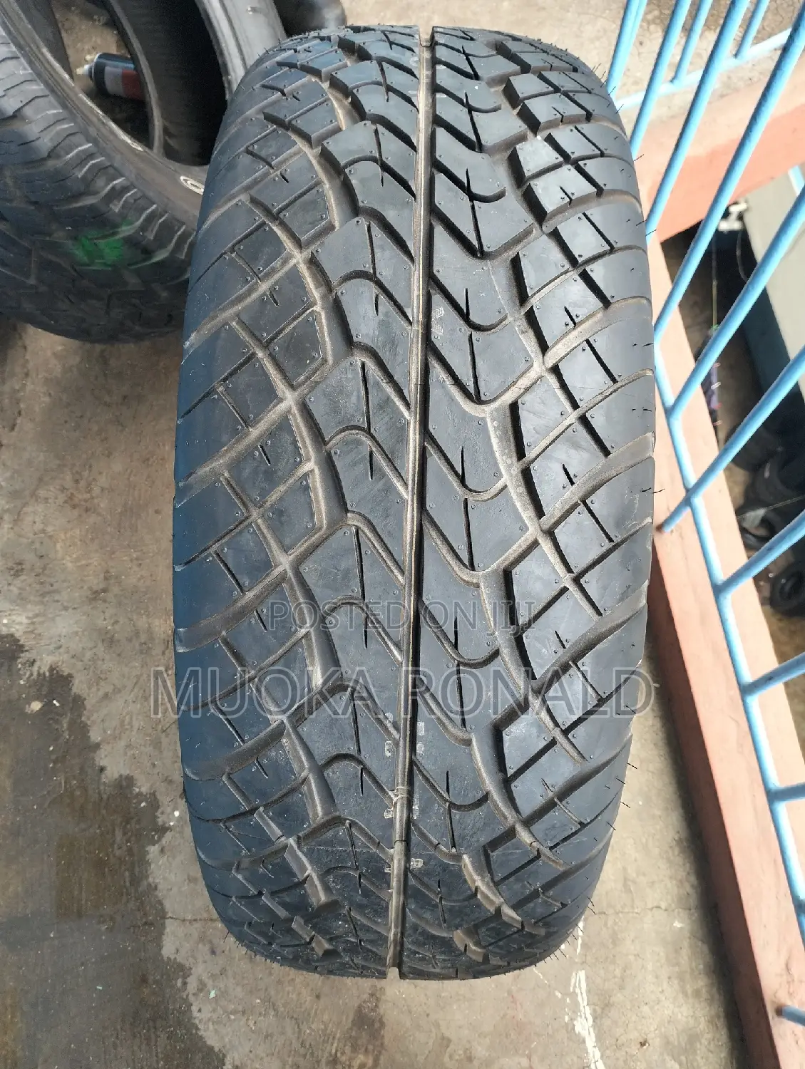 285/60r17 Dunlop Tyre Made in Japan