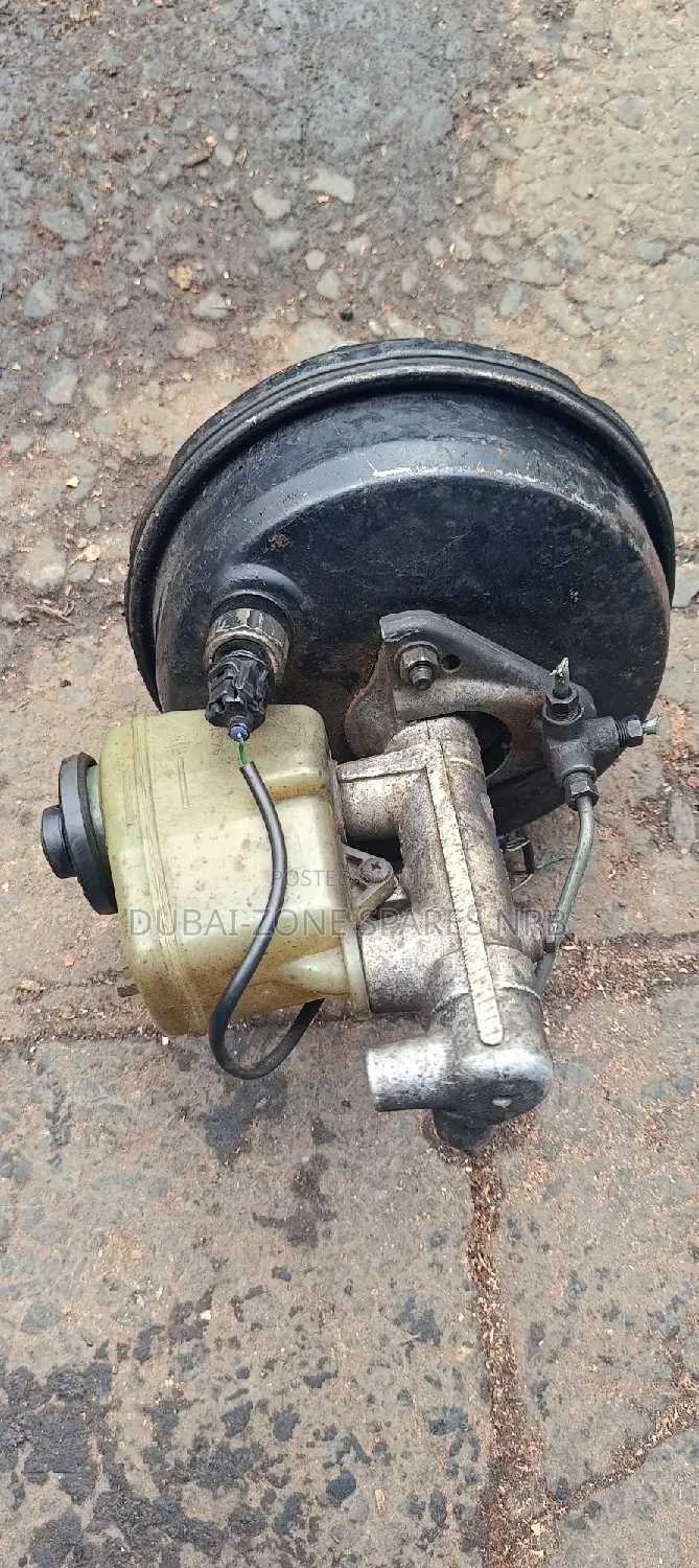 Prado J95, Hilux Surf Brake Master Cylinders, Boosters.