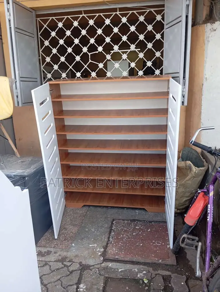 Morden Shoe Racks