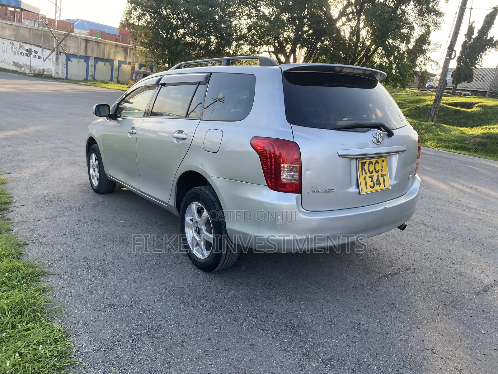 Toyota Corolla Fielder 2009 Silver