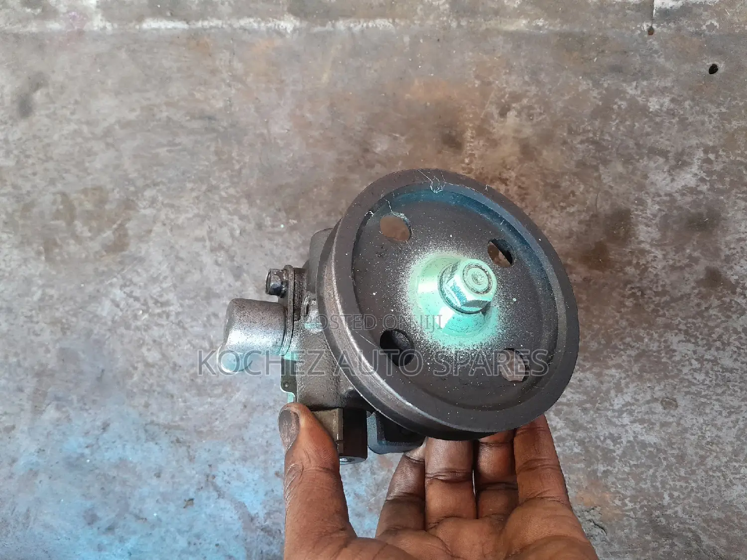 Power Steering Pump for Toyota Shark 3L,5L Engine