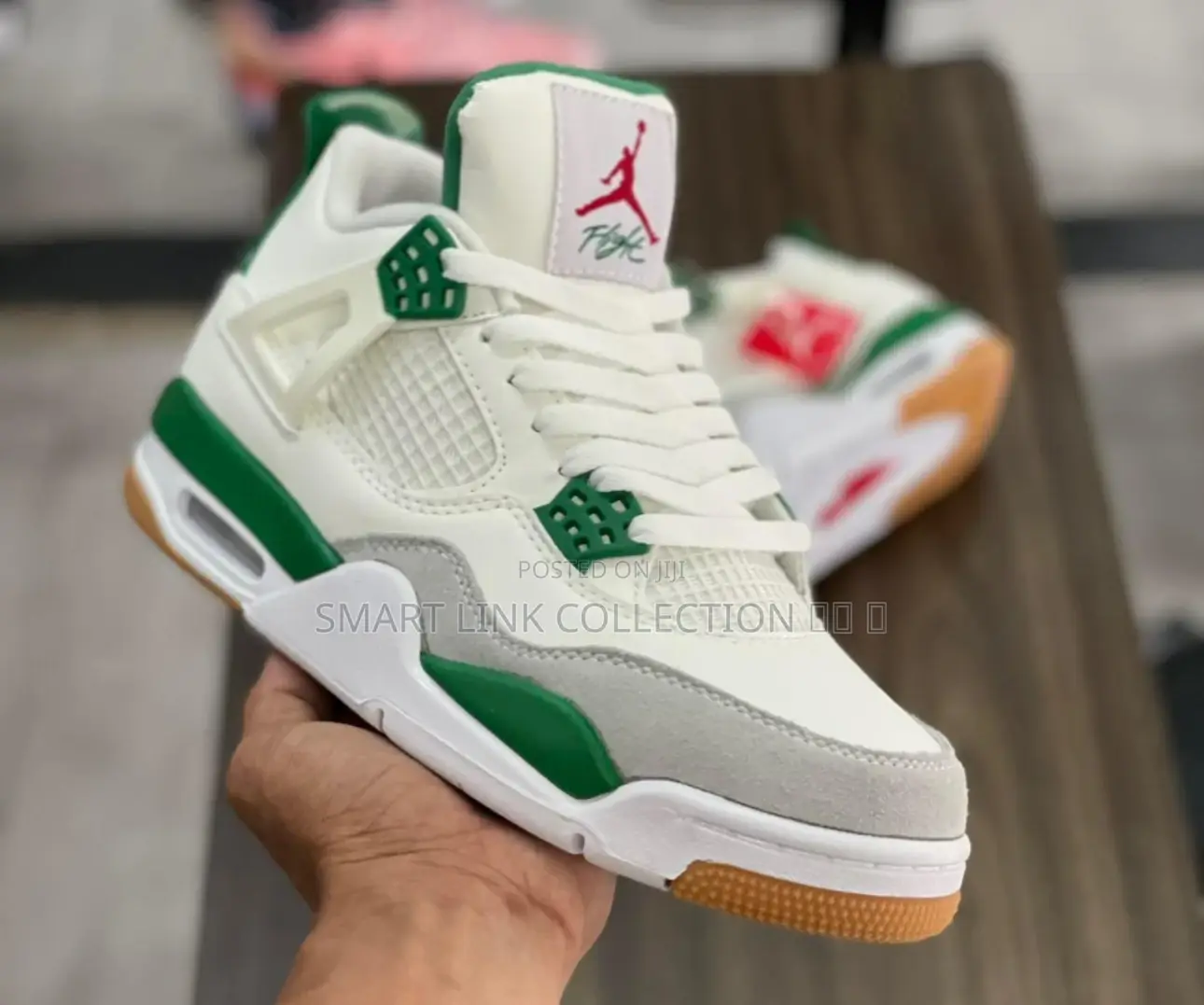 Air Jordan 4